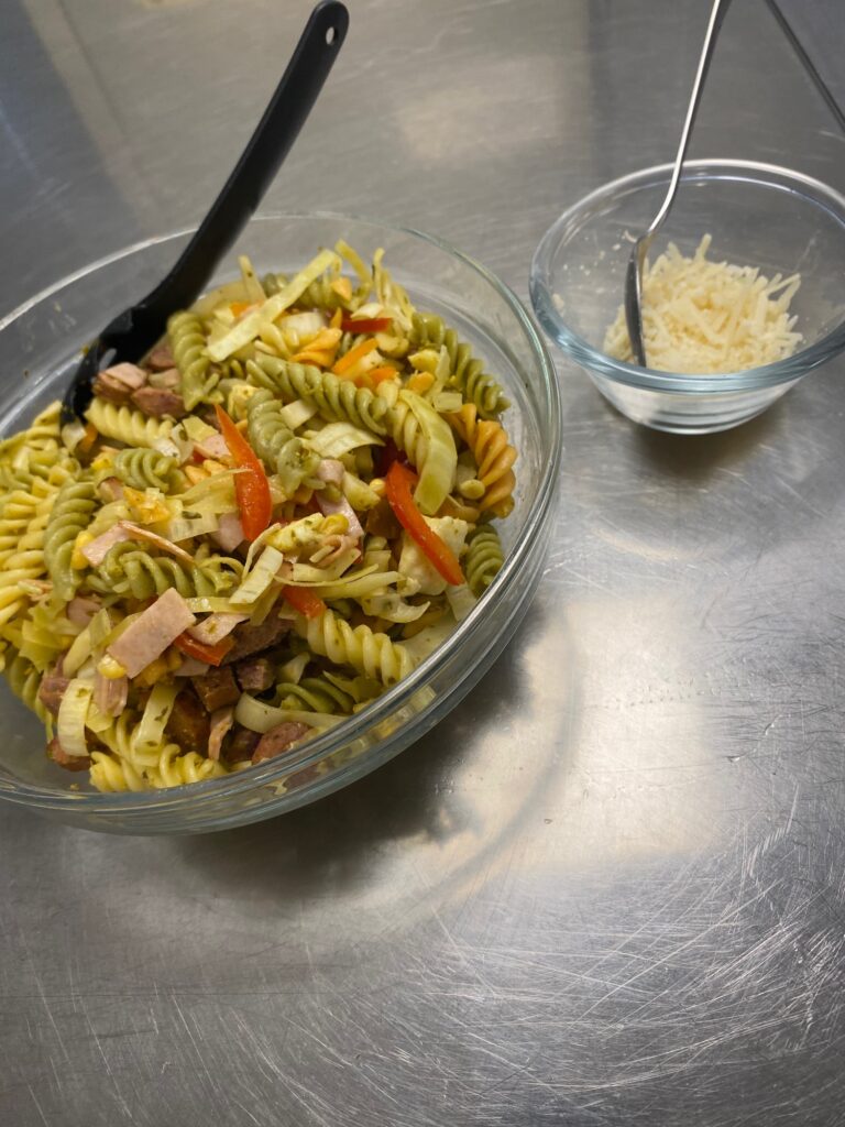 Pastasallad med kalkon